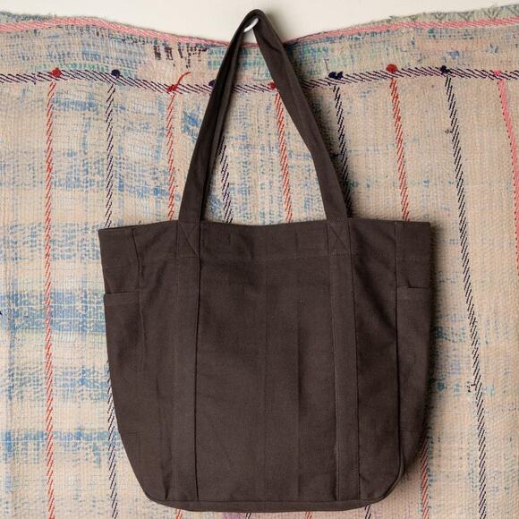 Brown upcycled carhartt tote bag - Picture 6 of 8